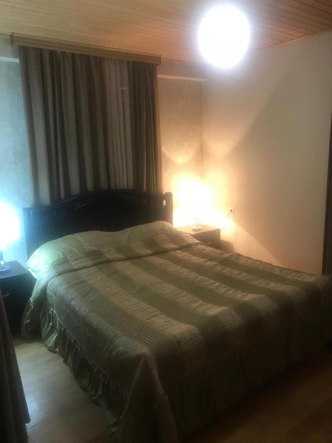 Guesthouse David Zhorzholiani Mestia Buitenkant foto