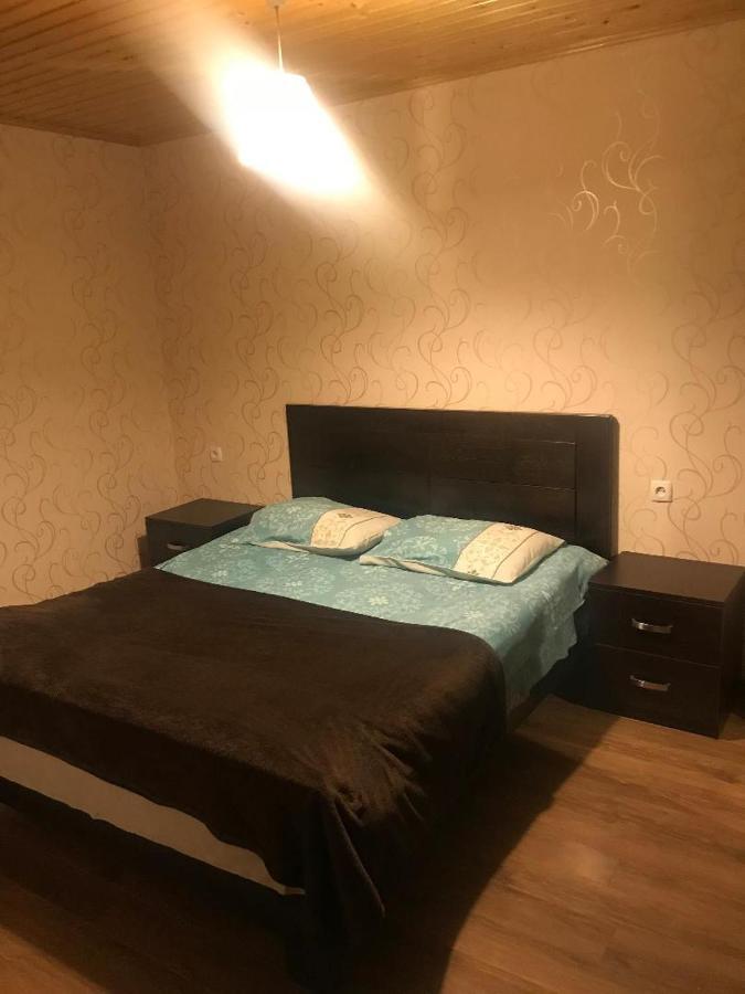 Guesthouse David Zhorzholiani Mestia Buitenkant foto